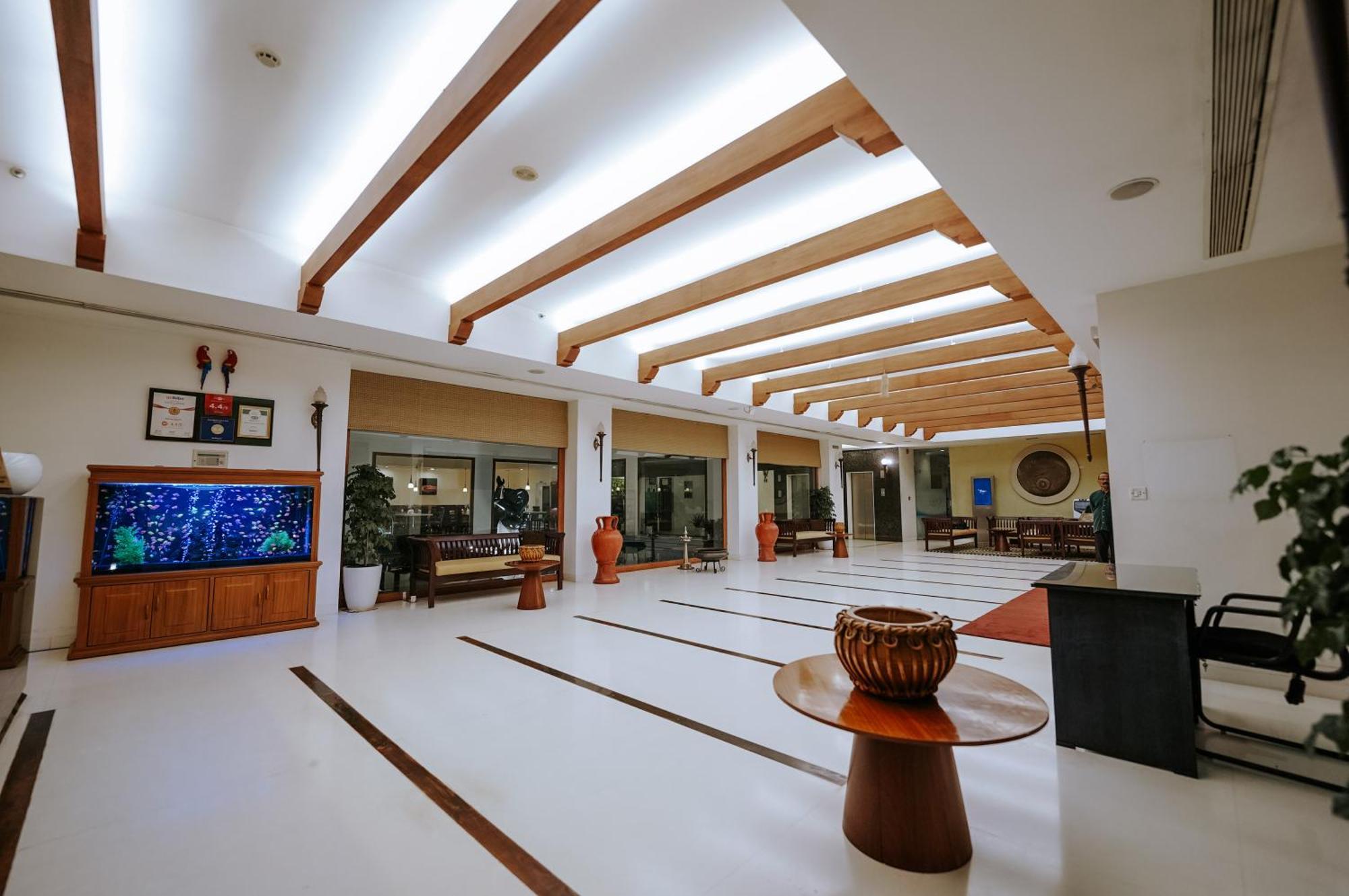 Hotel Devaragam By K P Namboodiri'S Guruvāyūr Εξωτερικό φωτογραφία