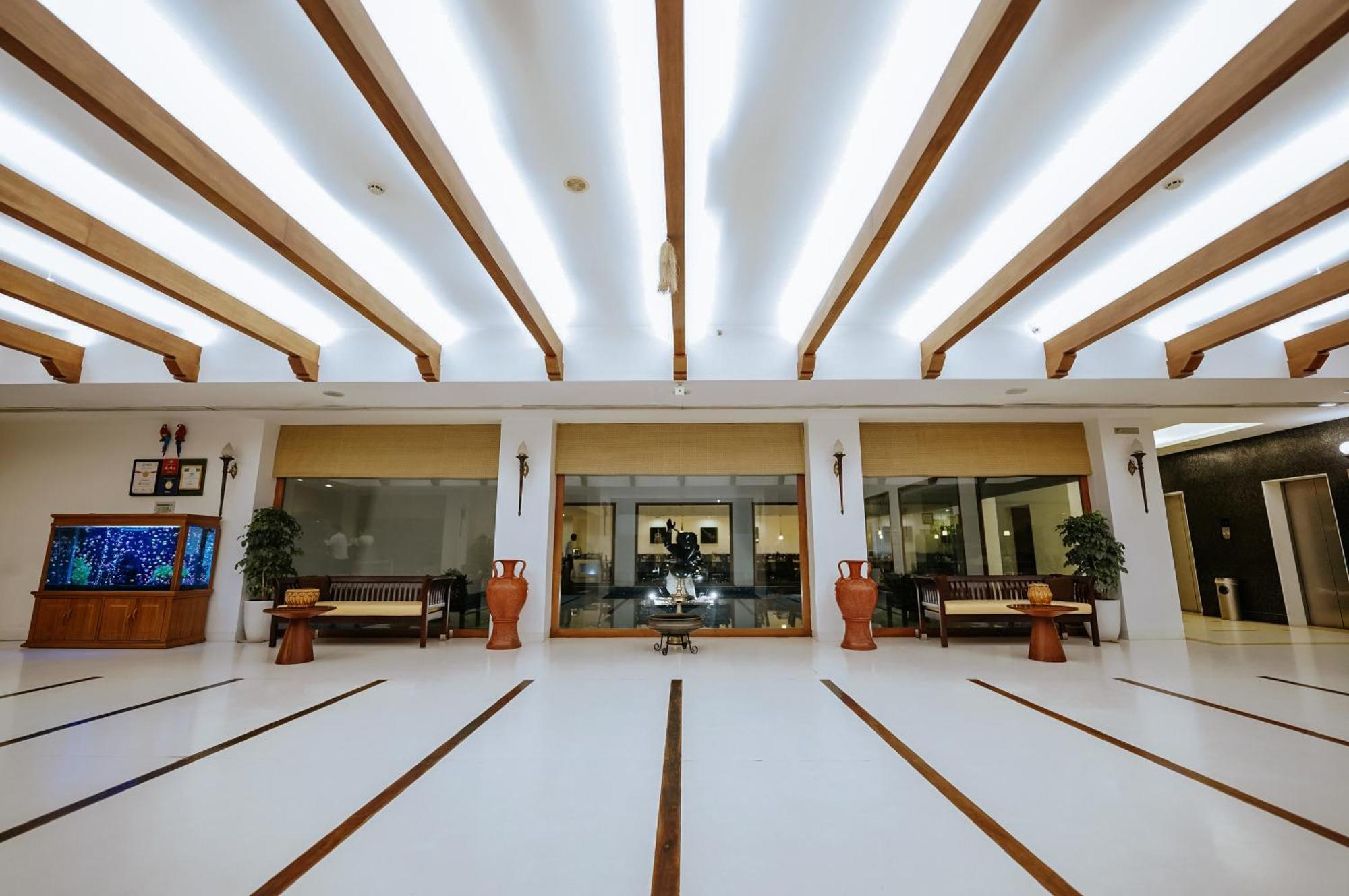 Hotel Devaragam By K P Namboodiri'S Guruvāyūr Εξωτερικό φωτογραφία